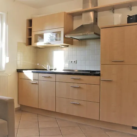 Roter Erik App 4, Dg Re *